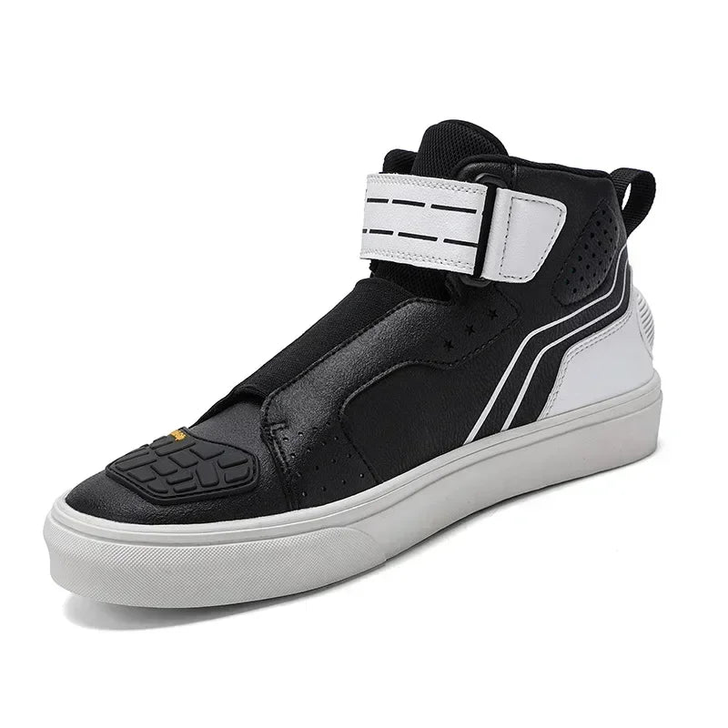 Motorcycle Riding Shoes Men Casual Style Anti-slip Moto Equipment Breathable Durable Comfortable Reflective Off-road Motorbike