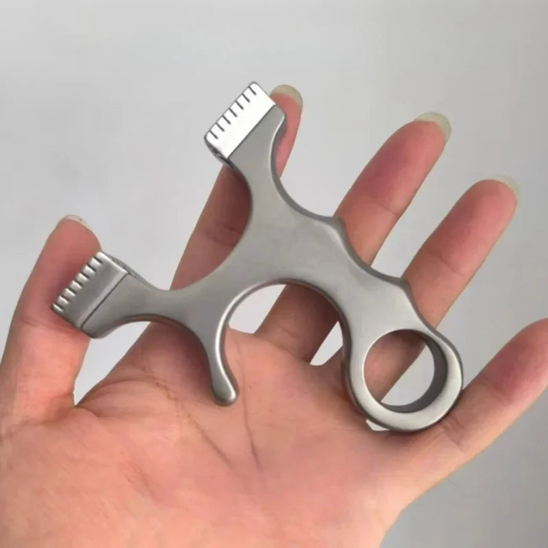 High Quality Hunting Shooting Titanium Alloy Slingshot with Flat Rubber Band Catapult Outdoor Sports Accessories