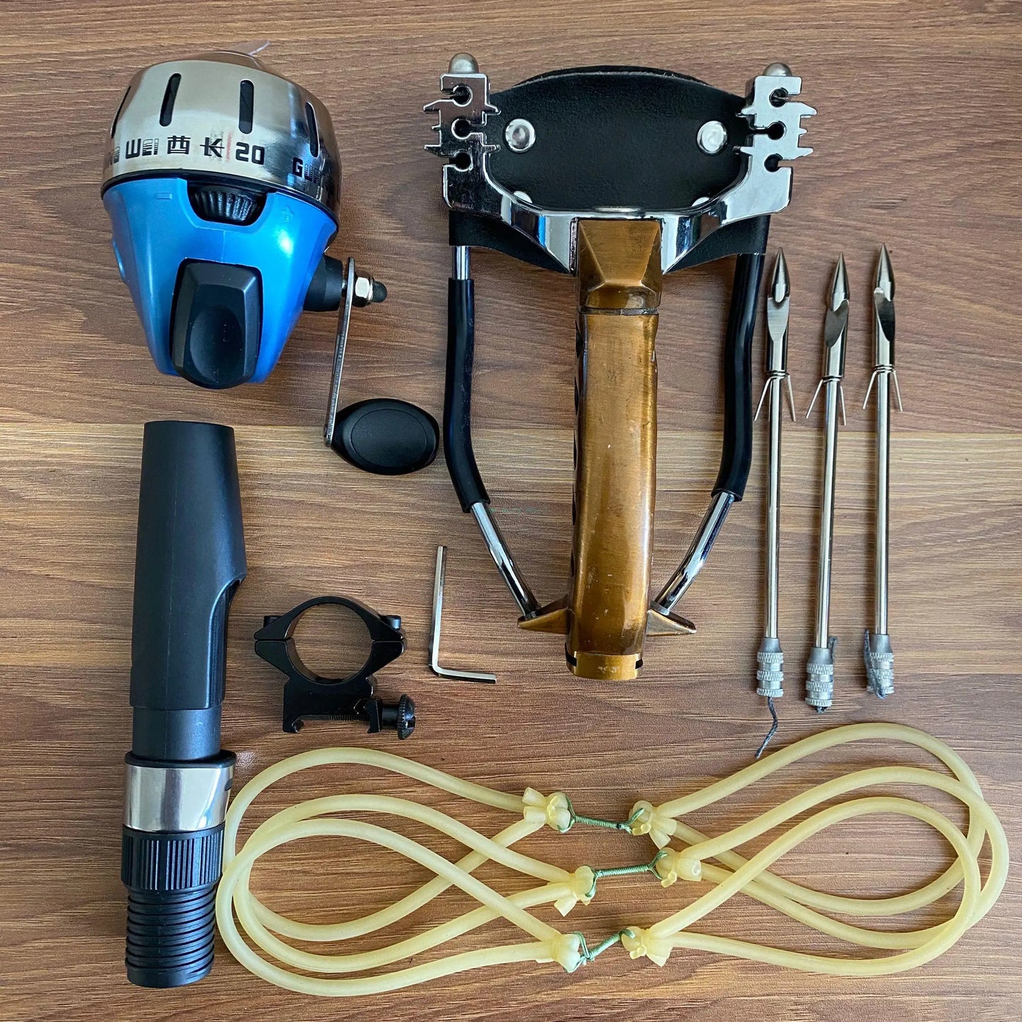 Alloy Hunting Fishing Slingshot Set High Precision Outdoor Shooting Catapult with Fishing Rubber Band Game Sling Shot with Darts