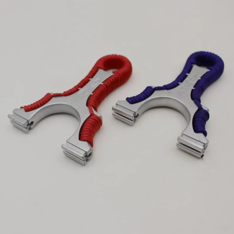 Alloy Catapult Thickened Wrist Strap Slingshot Outdoor Professional Sports Hunting Slingshot Professional Catapult Slingshots