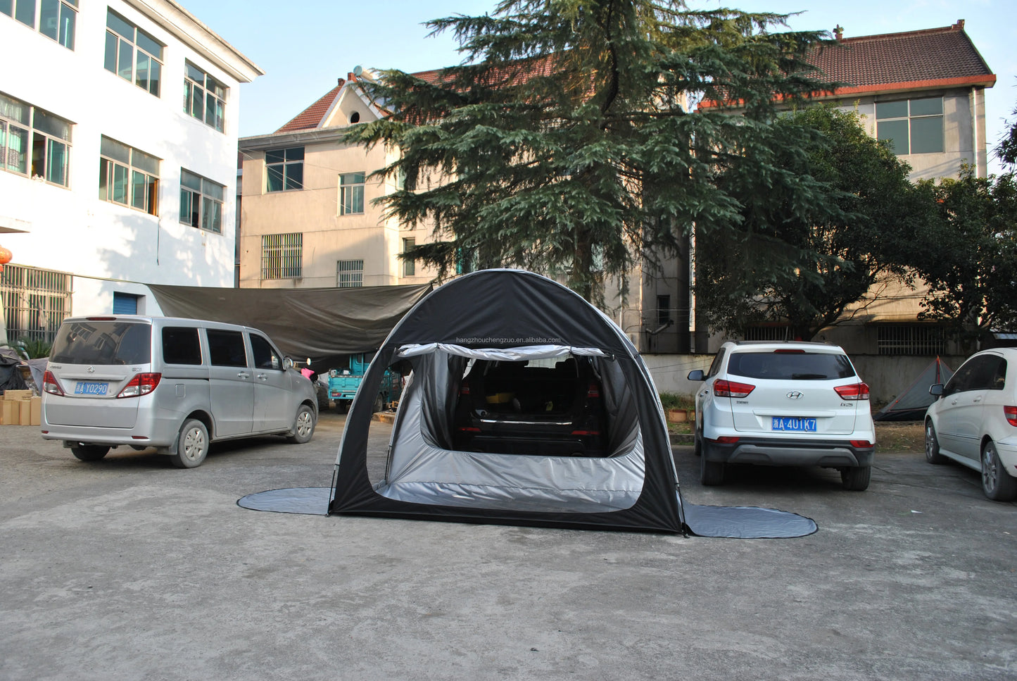 SUV Car Tent for Camping, SUV Tailgate Shade Awning Tent, Outdoor car Tent with Three Door Design, Vehicle Camping Tents