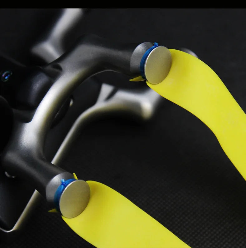 Big Power Stainless Steel Outdoor Slingshot High Precision Shooting Traditional Rubber Band Slingshots for Hunting Catapult