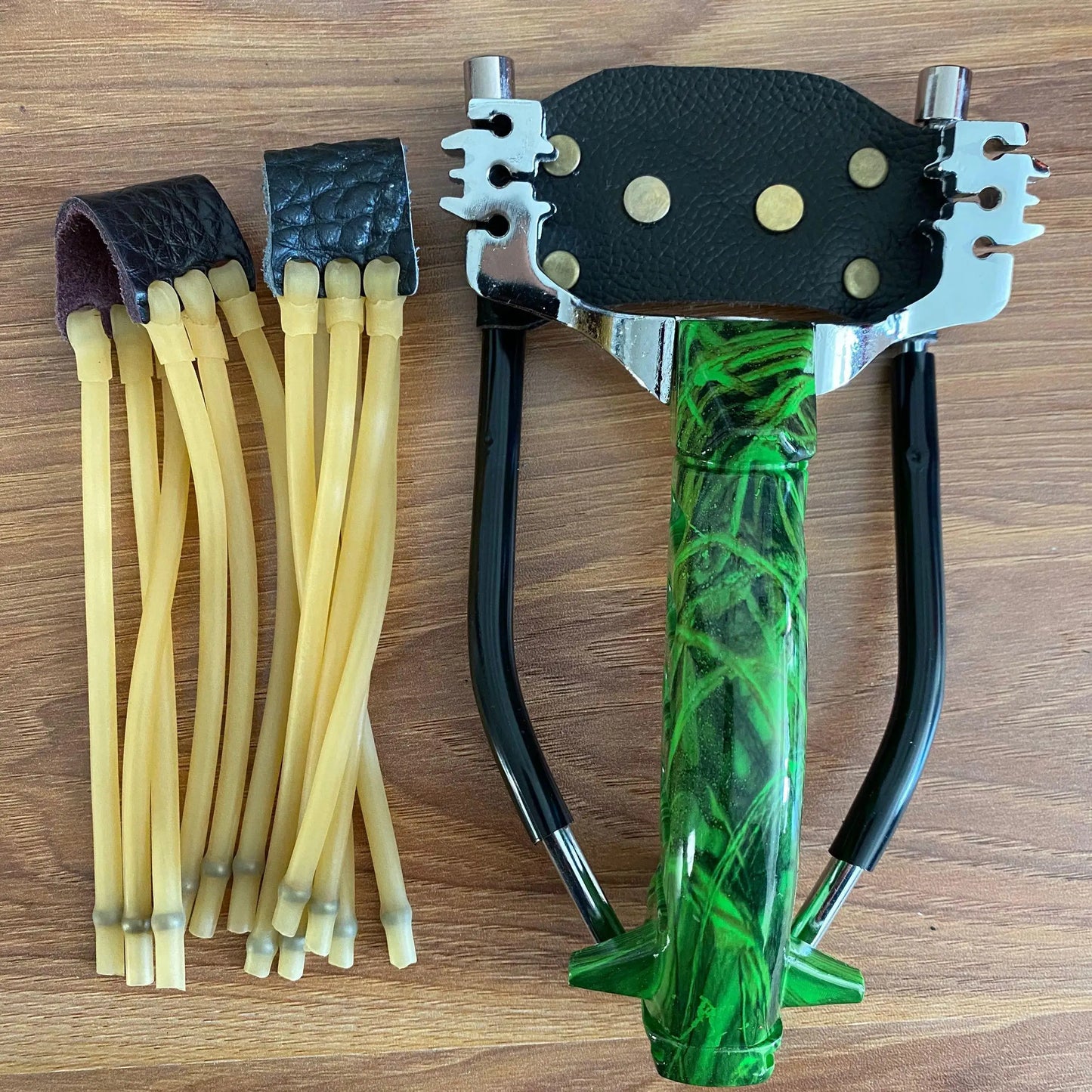 Alloy Hunting Fishing Slingshot Set High Precision Outdoor Shooting Catapult with Fishing Rubber Band Game Sling Shot with Darts