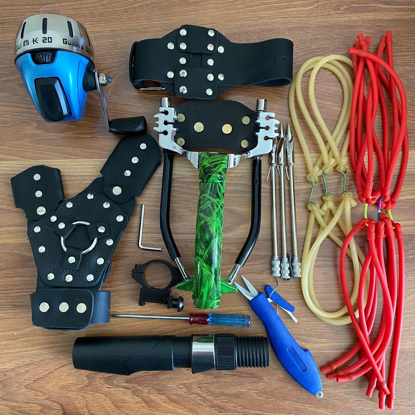 Alloy Hunting Fishing Slingshot Set High Precision Outdoor Shooting Catapult with Fishing Rubber Band Game Sling Shot with Darts