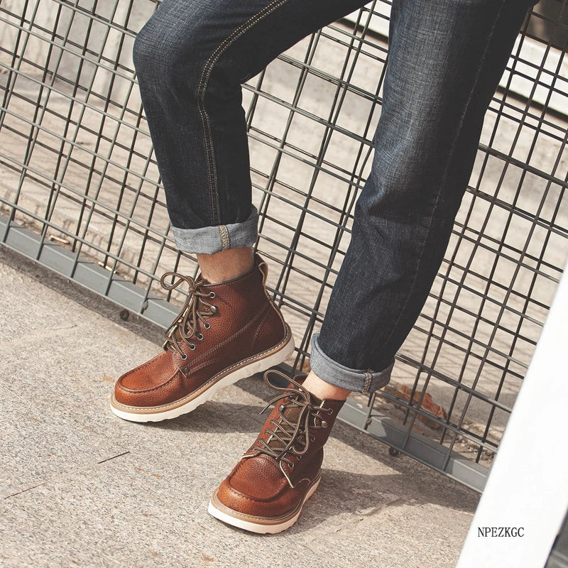 Handmade Men Boots Vintage Casual Autumn Winter Cow Leather Shoes British Ankle Boots Wings Motorcycle Boots Zapatos Hombre