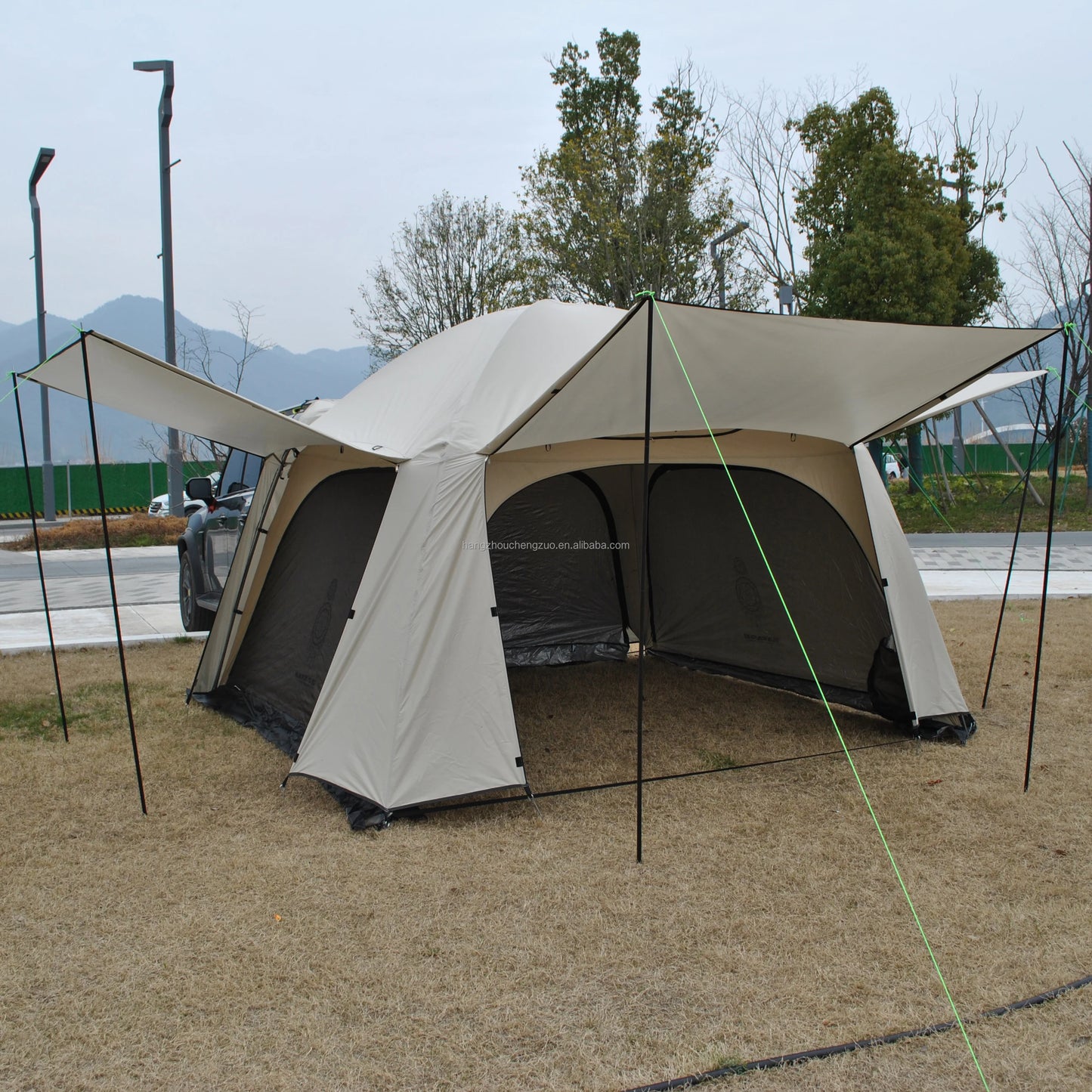 Tiple Layers SUV Tent Car Camping Car Tent - Tailgate Tent SUV Tents for Camping,4 Person Car Rear Tent, Car Tents with Canopy