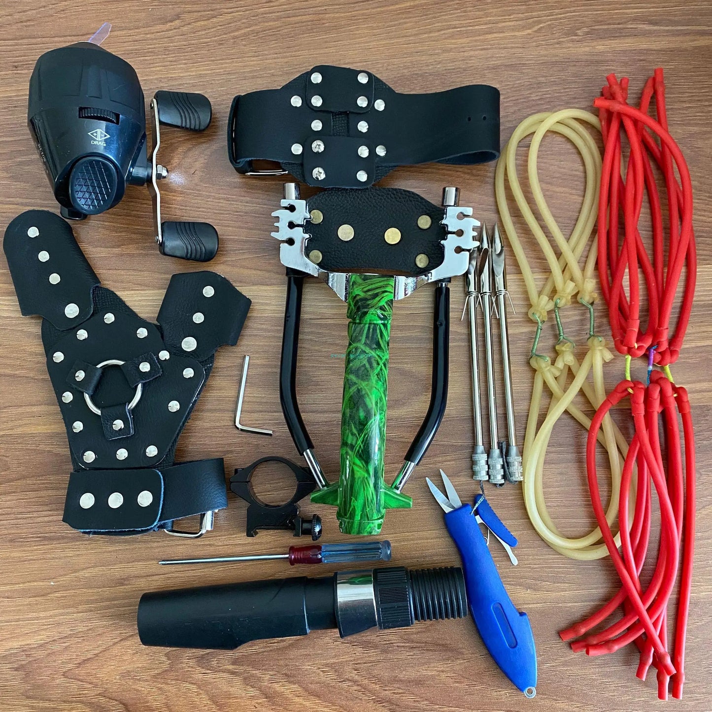 Alloy Hunting Fishing Slingshot Set High Precision Outdoor Shooting Catapult with Fishing Rubber Band Game Sling Shot with Darts