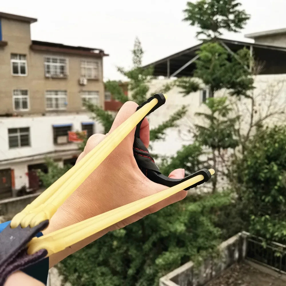 Outdoor Powerful High Quality Steel Slingshot With rubber bands Catapult Outdoor Hunting Slingshot Accessories