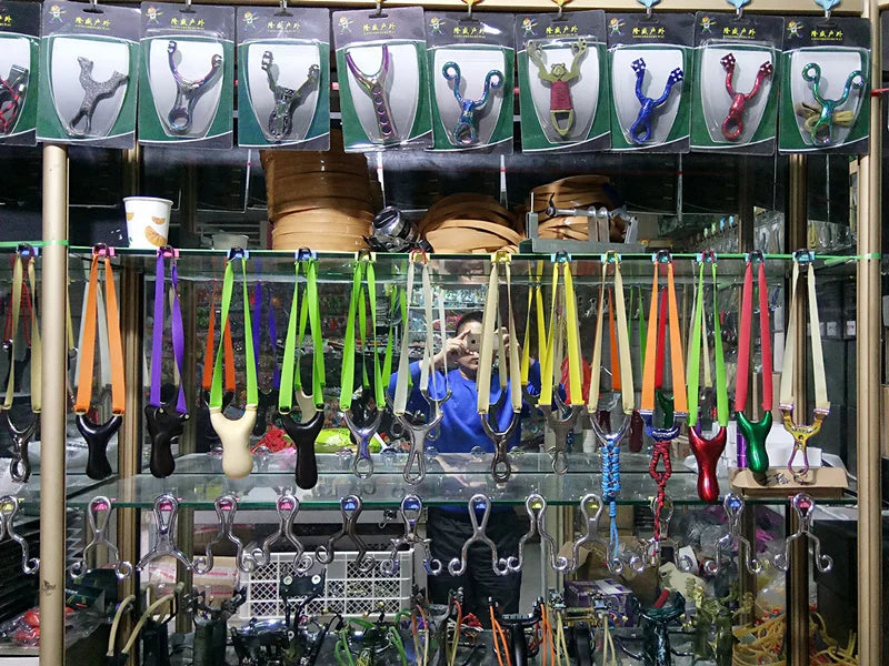 NEW Professional Slingshot Hunting Powerful Catapult Metal Hunter Aluminium Alloy Sling Shot with Powerful Rubber Band