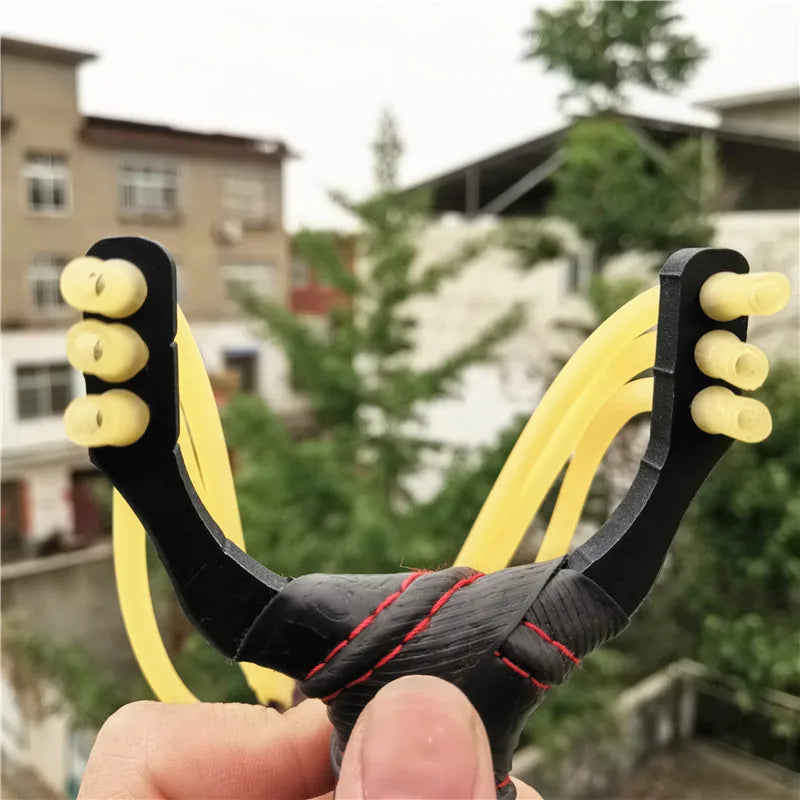 Outdoor Powerful High Quality Steel Slingshot With rubber bands Catapult Outdoor Hunting Slingshot Accessories