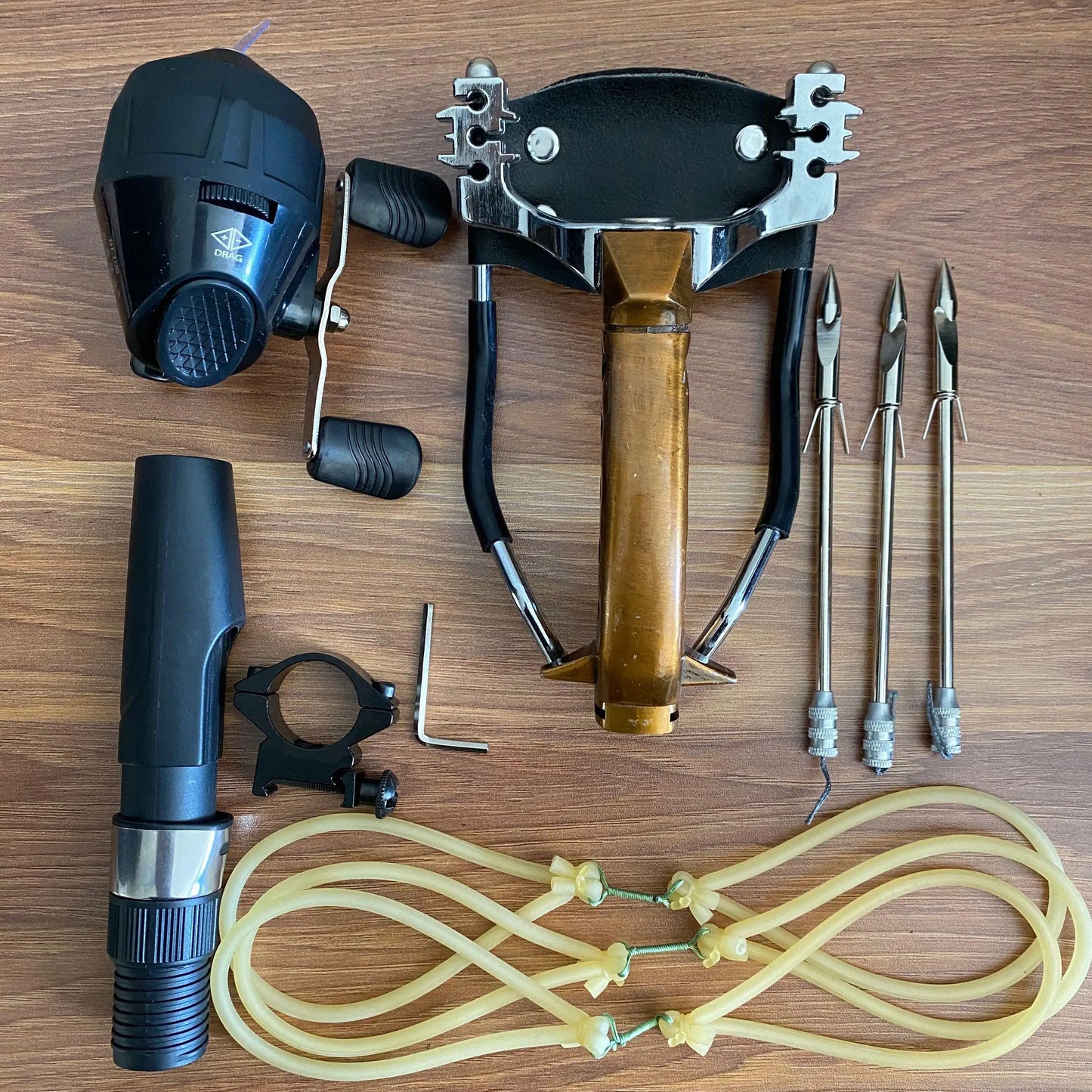 Alloy Hunting Fishing Slingshot Set High Precision Outdoor Shooting Catapult with Fishing Rubber Band Game Sling Shot with Darts