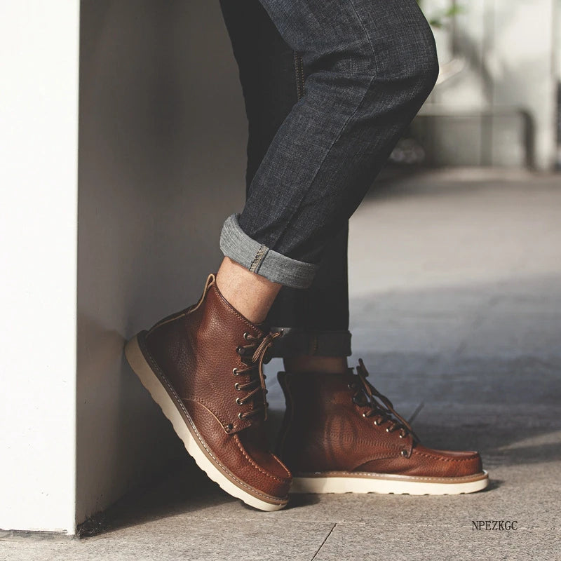 Handmade Men Boots Vintage Casual Autumn Winter Cow Leather Shoes British Ankle Boots Wings Motorcycle Boots Zapatos Hombre