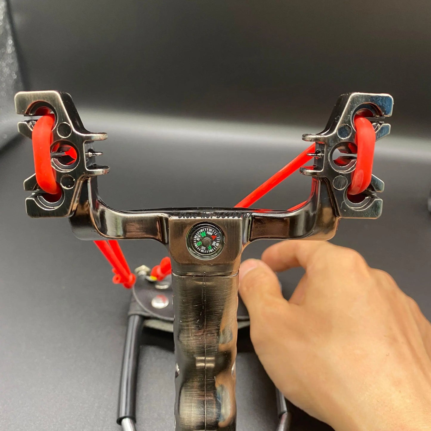 2020 NEW Powerful Hunting Slingshot With 2 Rubber Band Tubing Catapult Professional Tactical Pocket Target Sling Shot Ball