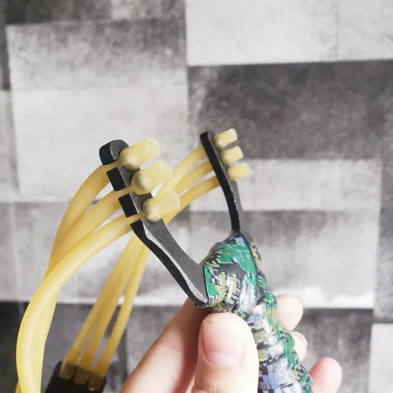 High-quality High-power Catapult Slingshot Shooting Fish Bow Titanium Steel Adult Hunting Shooting Slingshots Accept Customizati