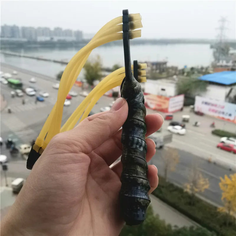 High-quality High-power Catapult Slingshot Shooting Fish Bow Titanium Steel Adult Hunting Shooting Slingshots Accept Customizati