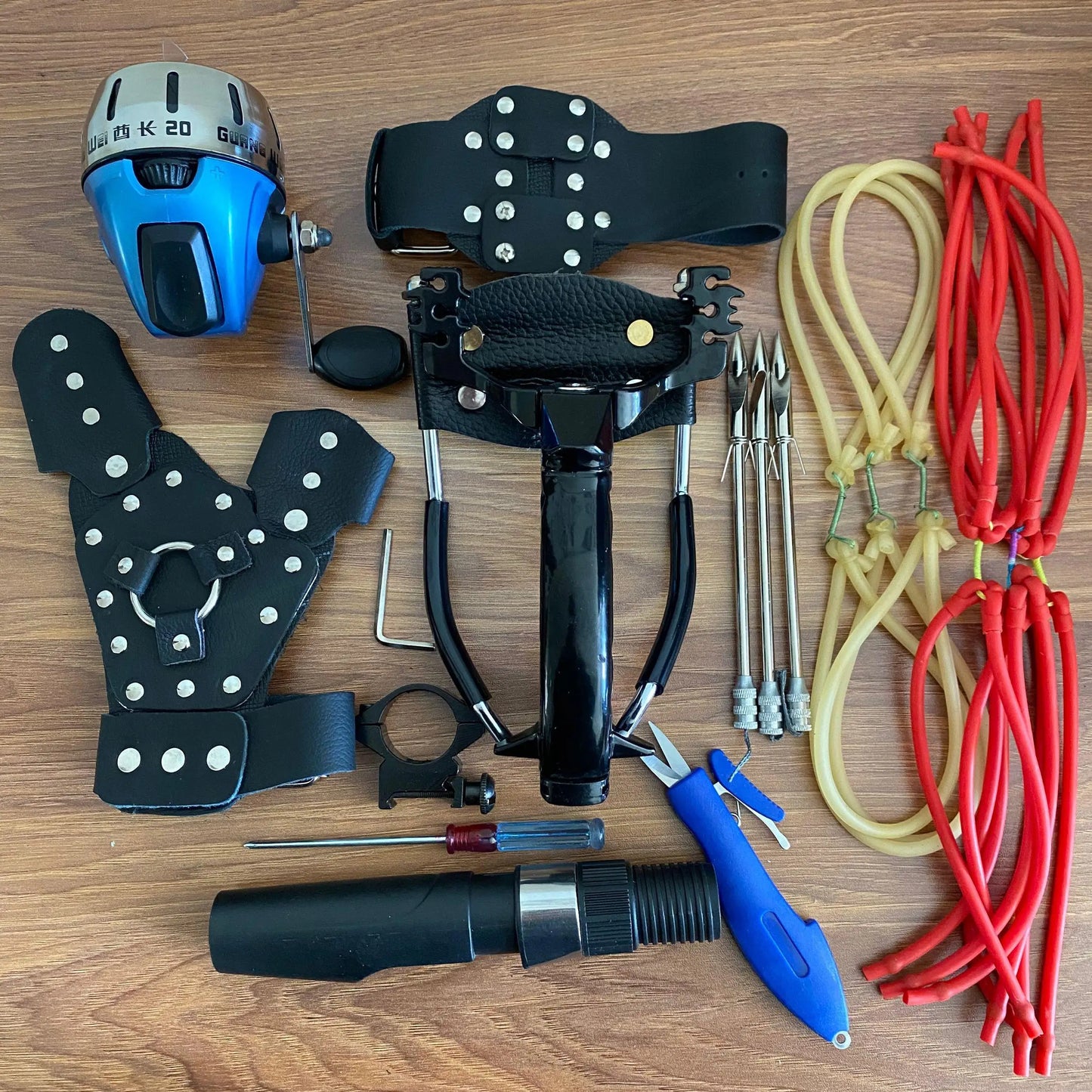 Alloy Hunting Fishing Slingshot Set High Precision Outdoor Shooting Catapult with Fishing Rubber Band Game Sling Shot with Darts