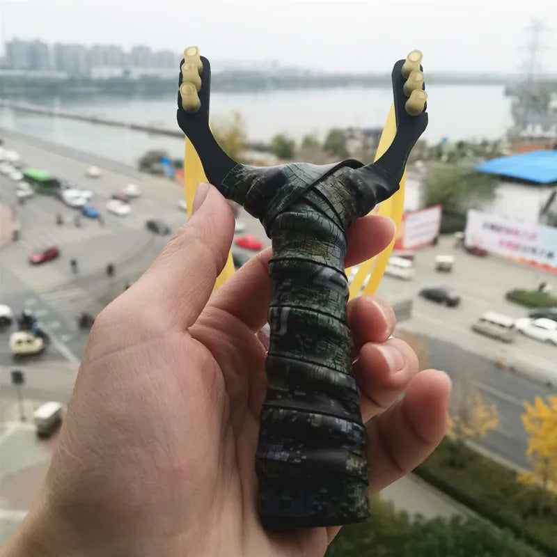 High-quality High-power Catapult Slingshot Shooting Fish Bow Titanium Steel Adult Hunting Shooting Slingshots Accept Customizati