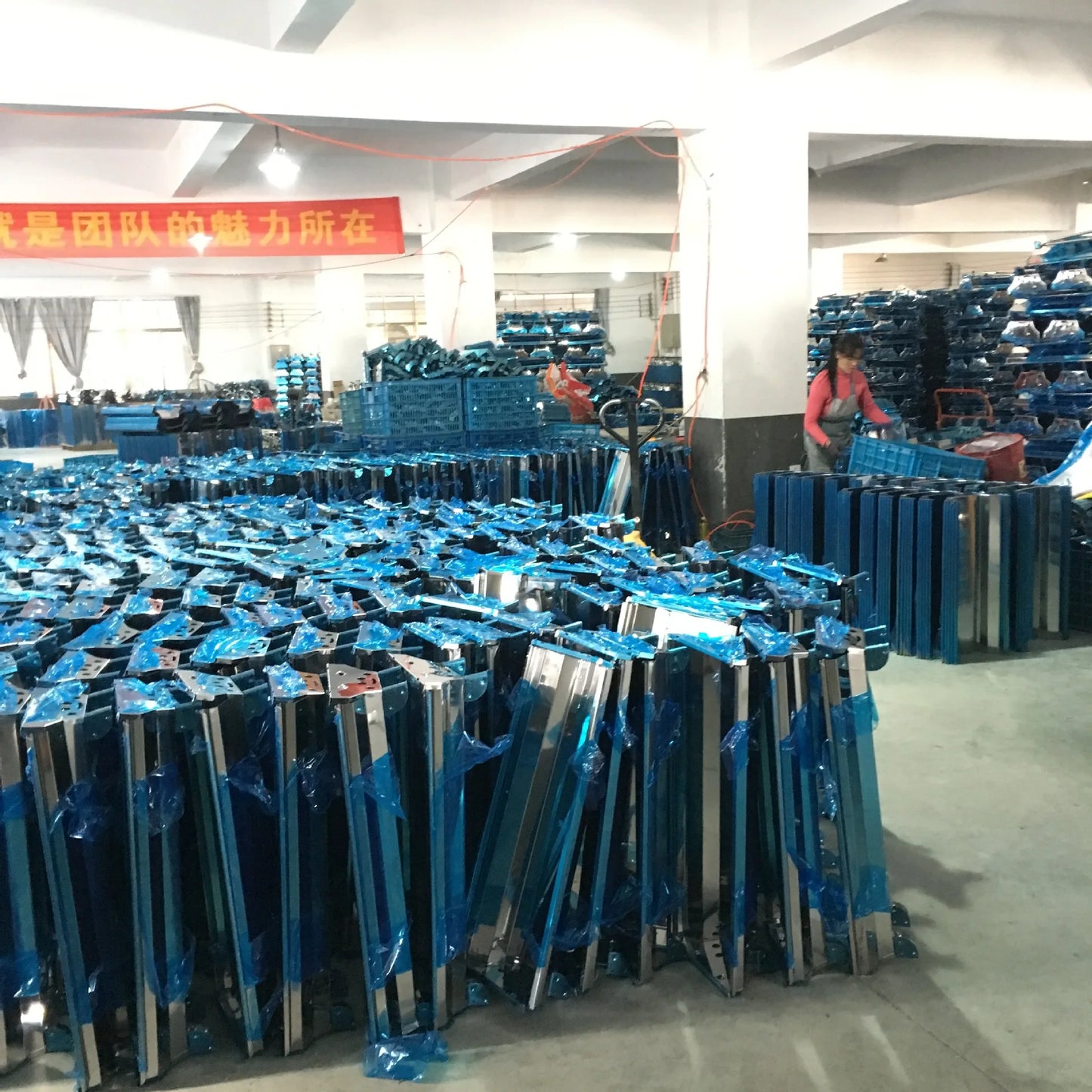 JOYLOVE Stainless Steel Barbecue Grill Charcoal Barbecue Grill BBQ Carbon Grill Outdoor Folding Portable Barbecue