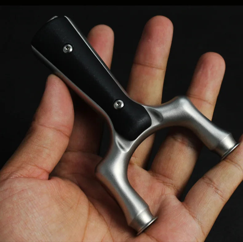 Big Power Stainless Steel Outdoor Slingshot High Precision Shooting Traditional Rubber Band Slingshots for Hunting Catapult