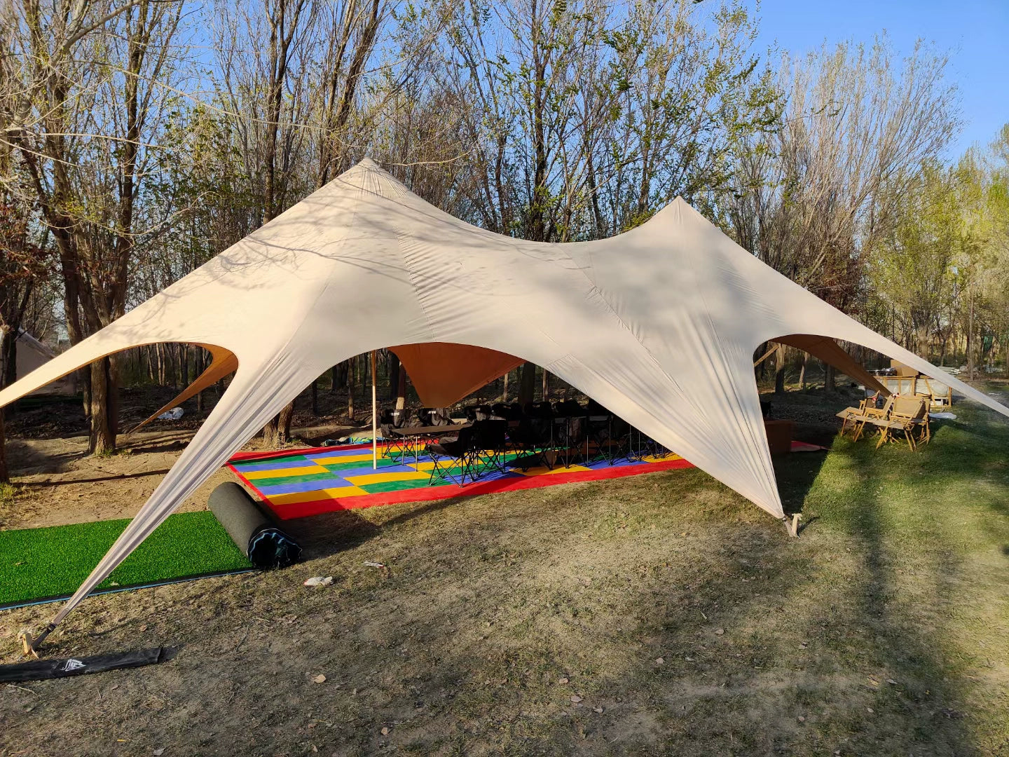 Hump Tent Octopus Shape Waterproof Sunscreen,Cloud Top Canopy Large Space Multiple Sizes Thick Oxford,for Camping Wedding Party