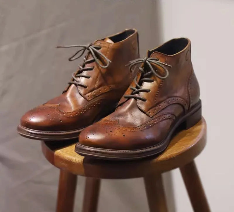 Casual Handmade Vintage Cowhide Genuine Leather Short Boots Men Carving Design High Top Cargo Shoes Men Lace Up Motorcycle Boots