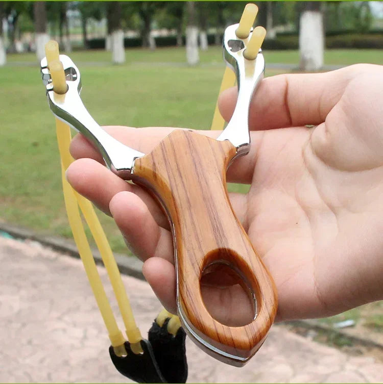 High quality Hunting Alloy Slingshot with Rubber Band High Precision Outdoor Hunting Shooting Catapult