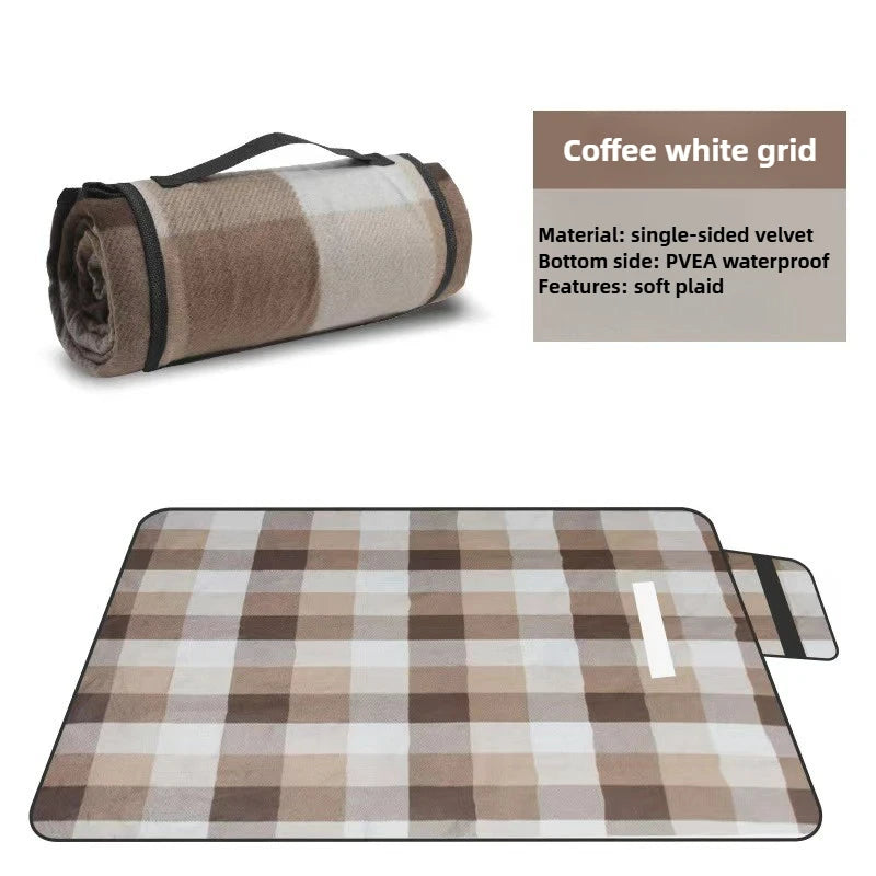 Outdoor Single-sided Velvet Folding Picnic Mat with Waterproof Soft Thickened Grid Camping Mat on The Bottom 130cm 150cm