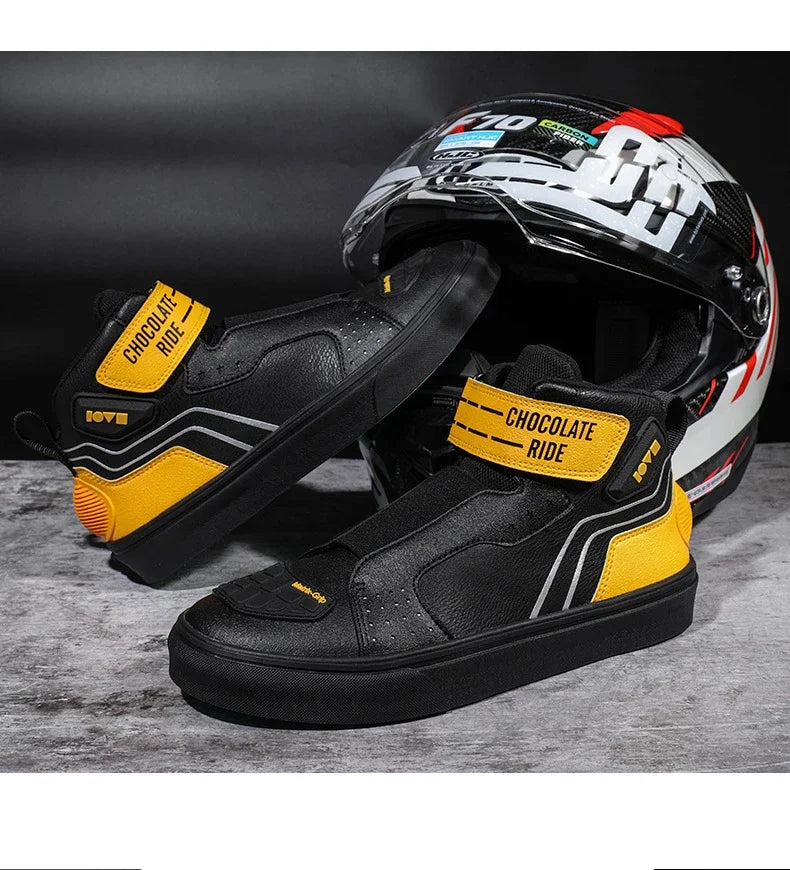 Motorcycle Riding Shoes Men Casual Style Anti-slip Moto Equipment Breathable Durable Comfortable Reflective Off-road Motorbike