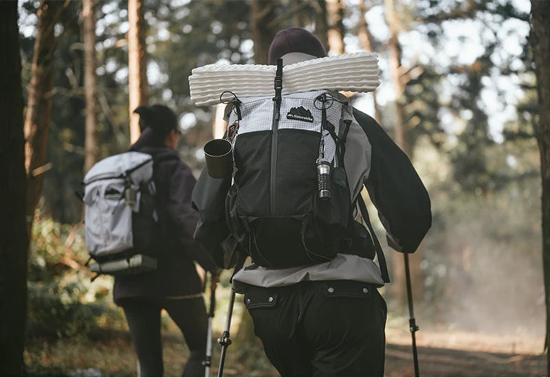 Naturehike Helium 30l Lightweight Outdoor Backpack Waterproof Breathable Hiking Camping Sports Climbing Bag With Water Bag Hole