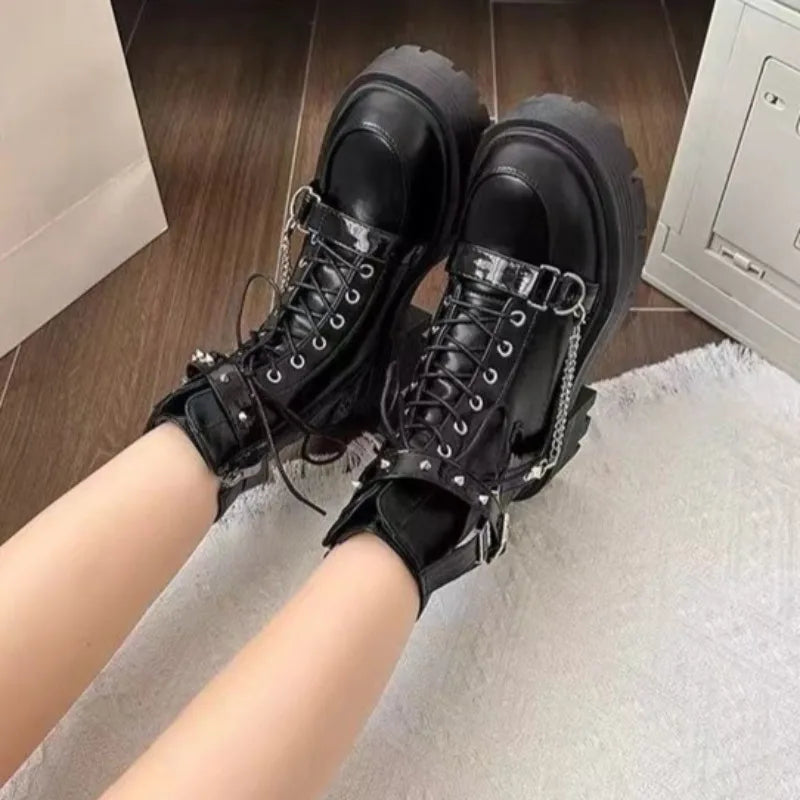 Women's Ankle Boots Fashion Gothic Platform Botas British Short Boot Motorcycle Boots for Women Designer Rivet Punk Boots Botas