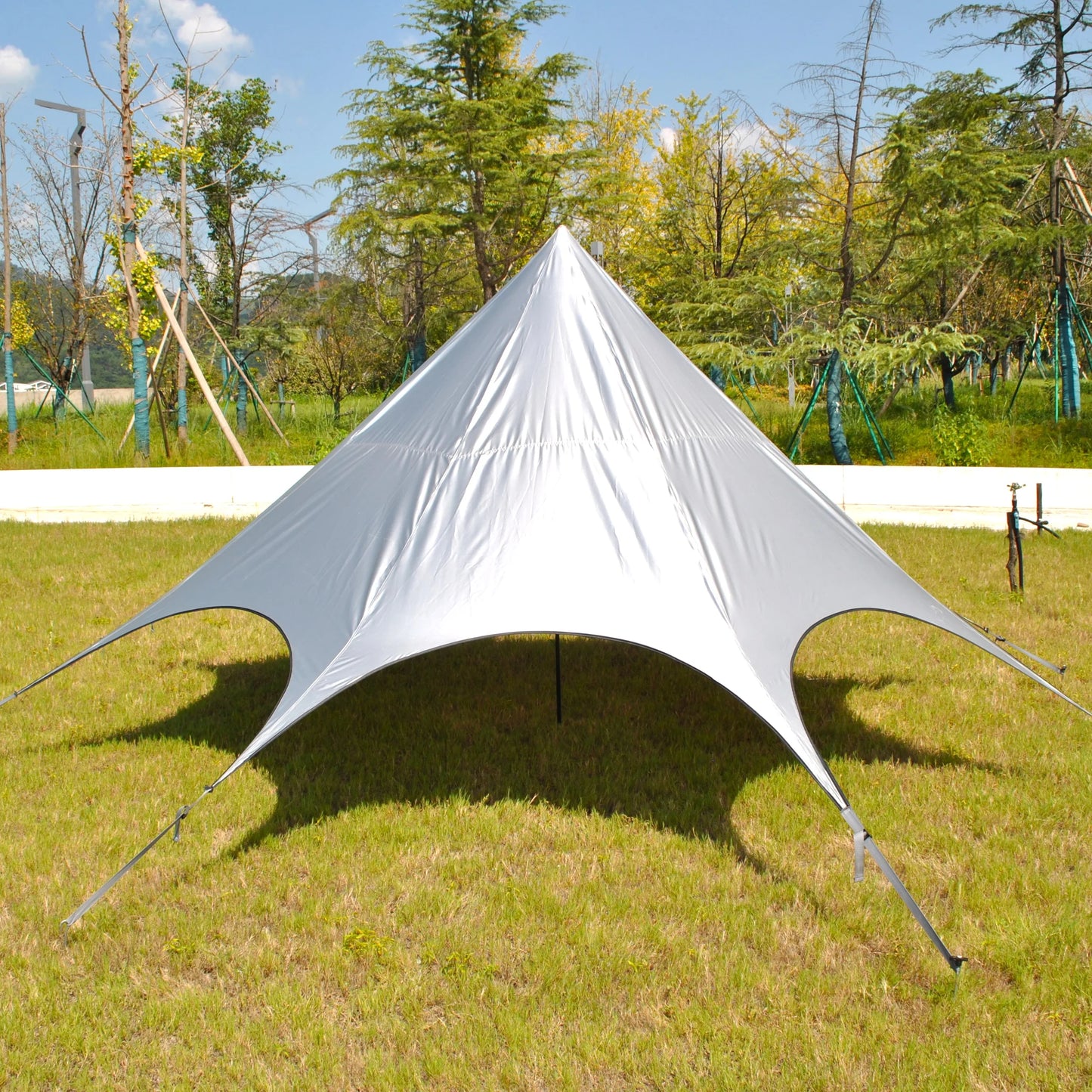 Silver coated rainproof and sunscreen octagonal canopy easy to build courtyard umbrella canopy pavilion beach canopy tent