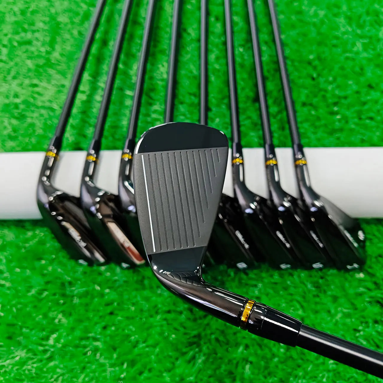 2024 P New 790 Golf irons,iron sets,golf clubs,irons,4~9PAS,9pcs/set,Right hand graphite shaft