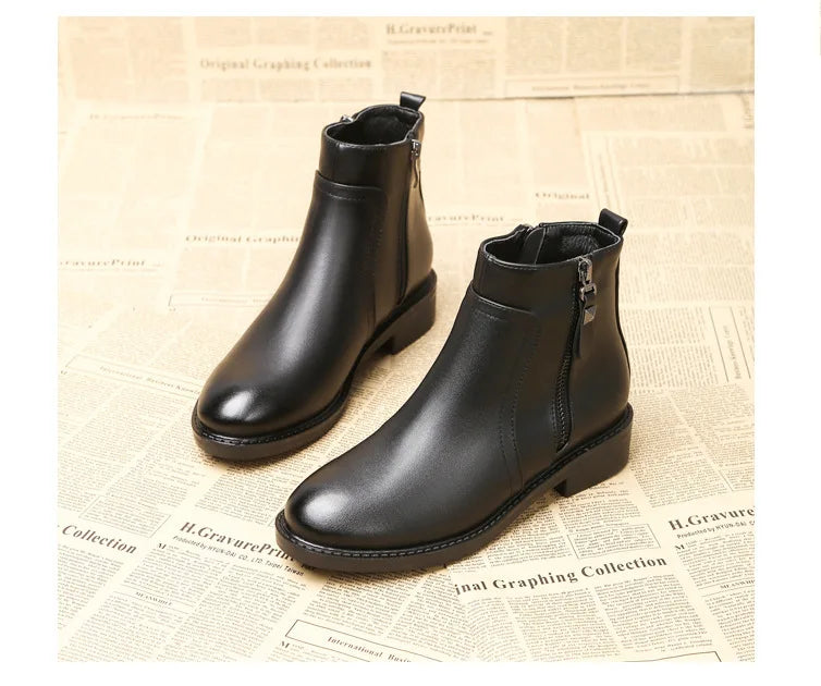 Ankle Boots Women Black Warm Plush Korean Version Side Zipper Cotton Boots Female Flat Luxury Chelsea Boots Short Shoes 2024