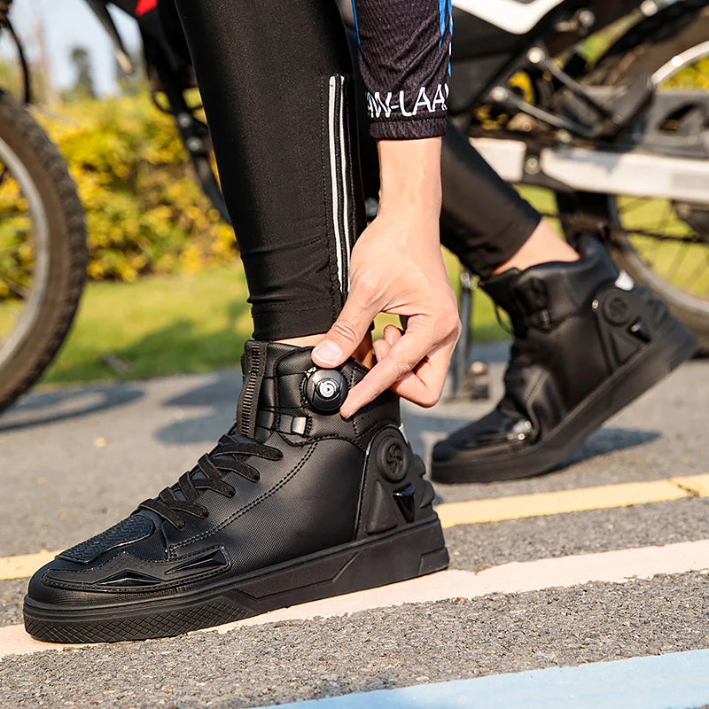 New Men's Motorcycle Shoes Outdoor Breathable Waterproof Men Motorcycle Boots Motos and Bike Riding Ankle Boot Motocross Shoes