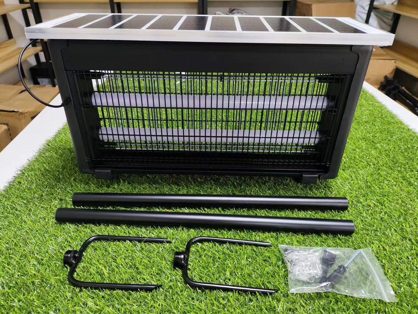 40W 6000mAh Battery Solar-Powered Mosquito Killer Light Source - Outdoor Waterproof Bug Zapper Ideal for Garden Patio & Camping