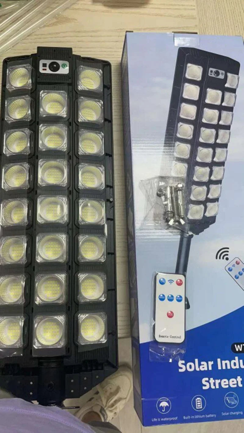 Newest Solar Street Lights Motion Sensor LED Solar Flood Light Dusk To Dawn Outdoor IP66 Waterproof LED Security Lamp for Yard