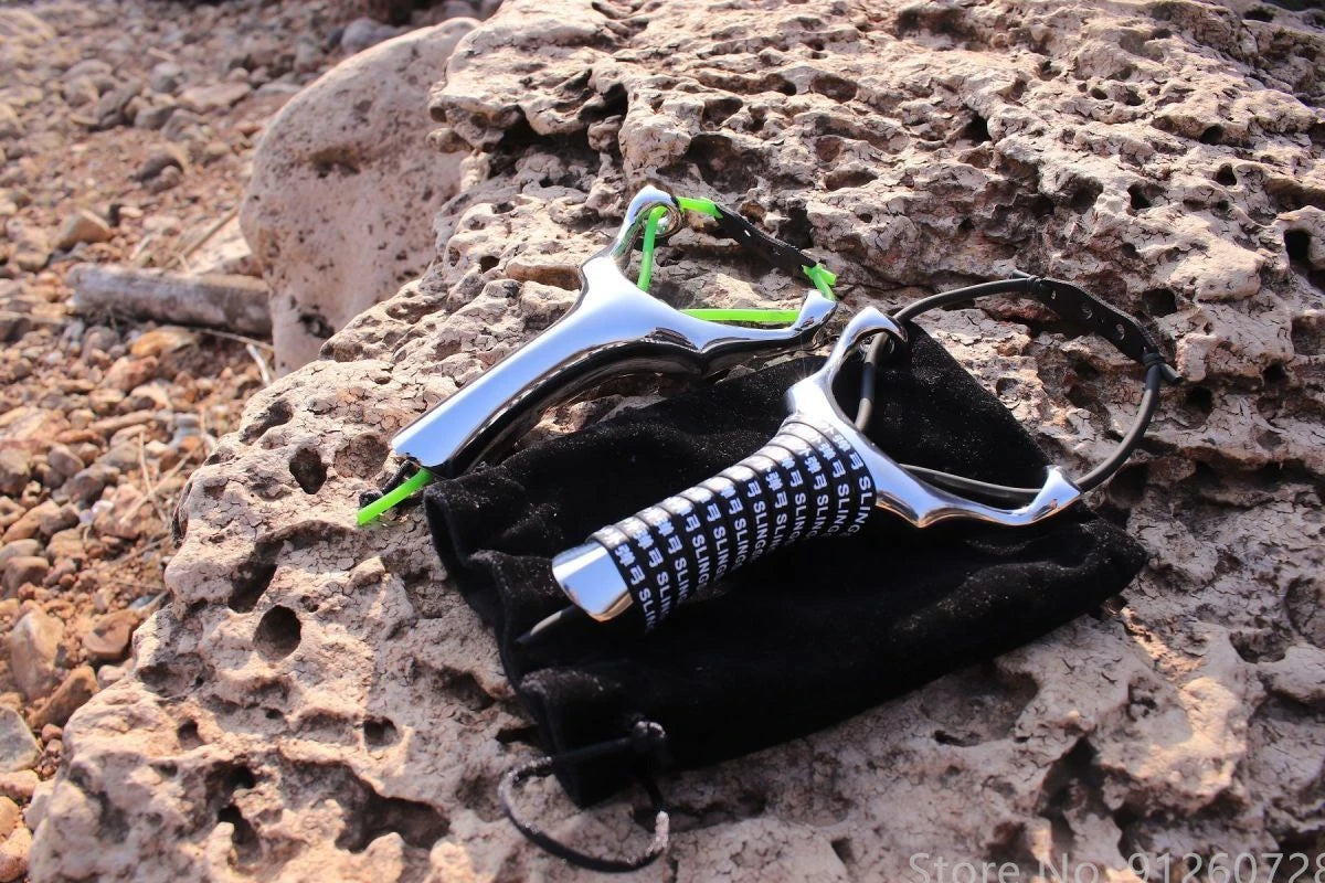 Hunting Slingshot High-precision Outdoor Shooting Competitive Catapult Tactical game toys Stainless steel Bow Send Rubber band