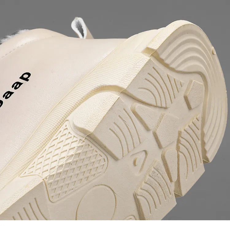 2025 High Top Men's Winter Shoes Comfortable Black Fluff Boots Men Warm Plush Leather Casual Sneakers Men Work Motorcycle Boots