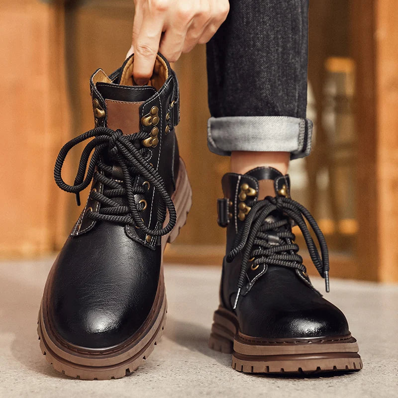 Top Quality Vintage Leather Men's Snow Boots Fashion Genuine Leather Man Ankle Boots Lace Up Outdoor Motorcycle Boots Walk Shoes