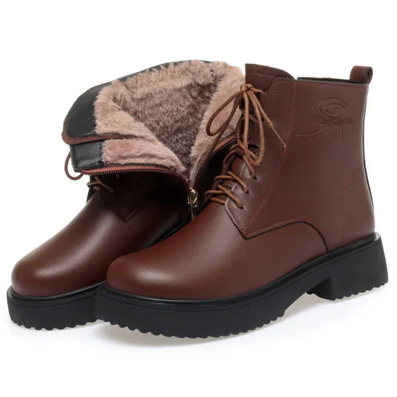 Women Winter Warm Velvet Ankle Boots Lace up Soft Leather Thick Bottom New Fashion Anti-slip Motorcycle Short Boots