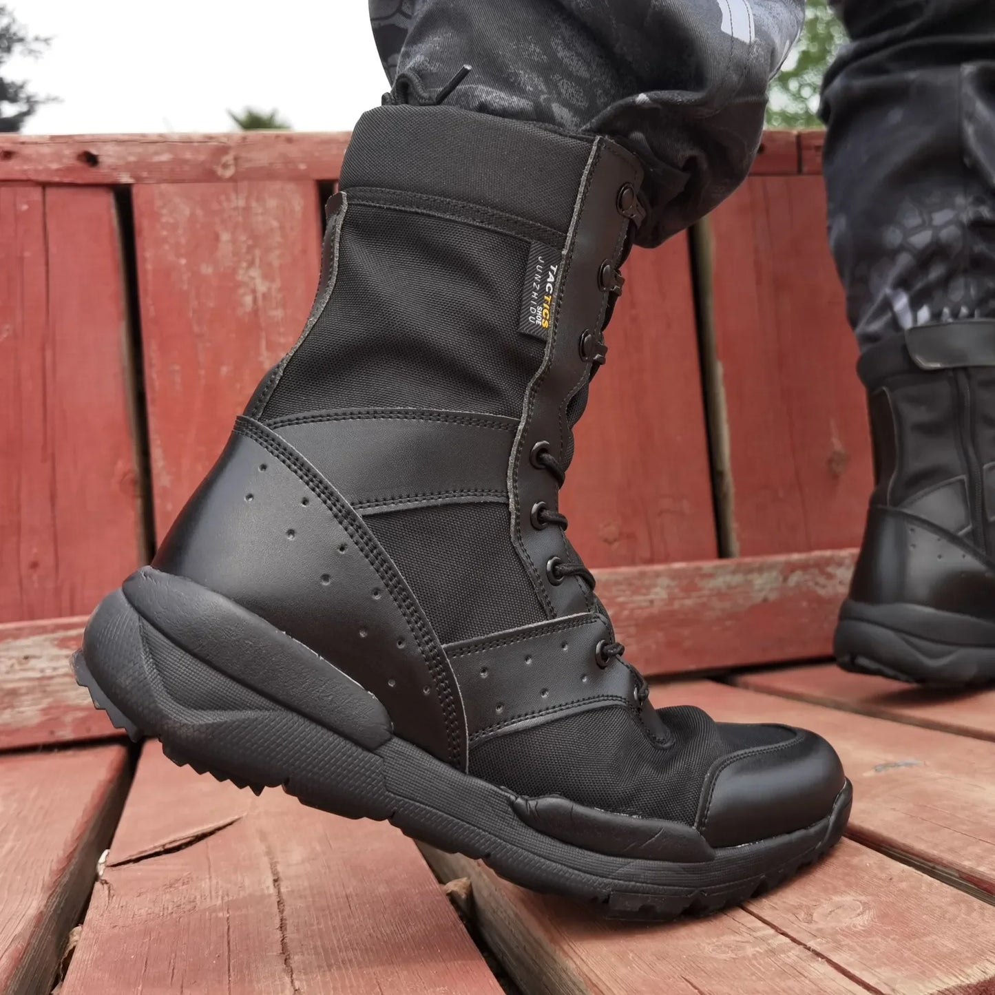 Waterproof Lace Up Tactical Boot Fashion Mesh Motorcycle Men's Work Shoes 47 48 Light Men Combat Ankle Boots