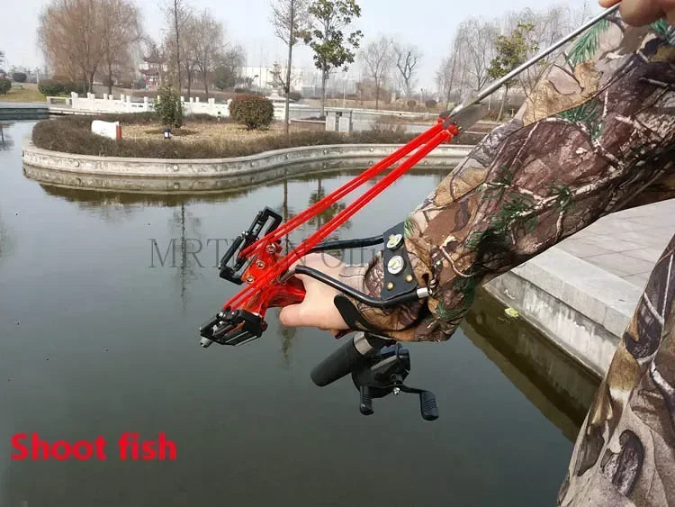 Green/Red Laser Slingshot Black Red Hunting Bow Slingshot Fishing Outdoor Powerful Slingshot Catapult Slingshot Shooting Caza