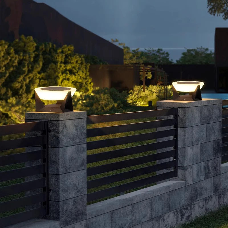 Solar outdoor waterproof lawn light. Zero electricity bill. Landscape lights suitable for gardens, parks, courtyards, and square
