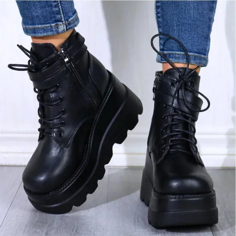 2025 Autumn/Winter New Large Sponge Cake Thick Bottom Colorful High Heels Buckle Strap Women's Short Boots