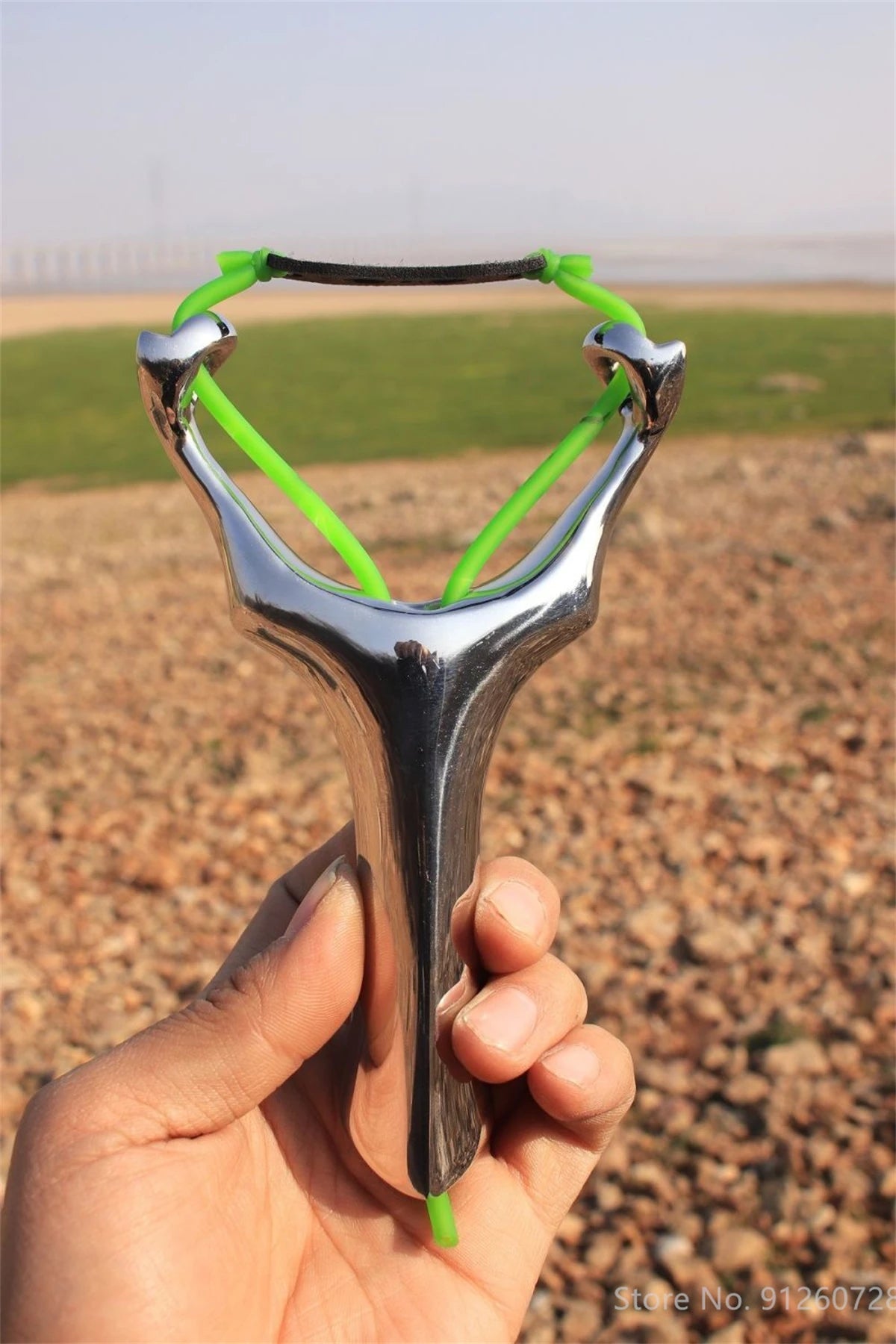 Hunting Slingshot High-precision Outdoor Shooting Competitive Catapult Tactical game toys Stainless steel Bow Send Rubber band
