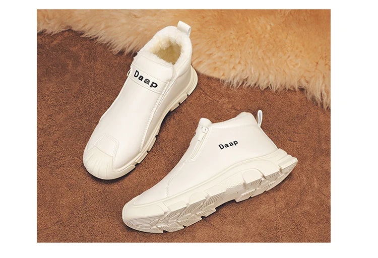 2025 High Top Men's Winter Shoes Comfortable Black Fluff Boots Men Warm Plush Leather Casual Sneakers Men Work Motorcycle Boots