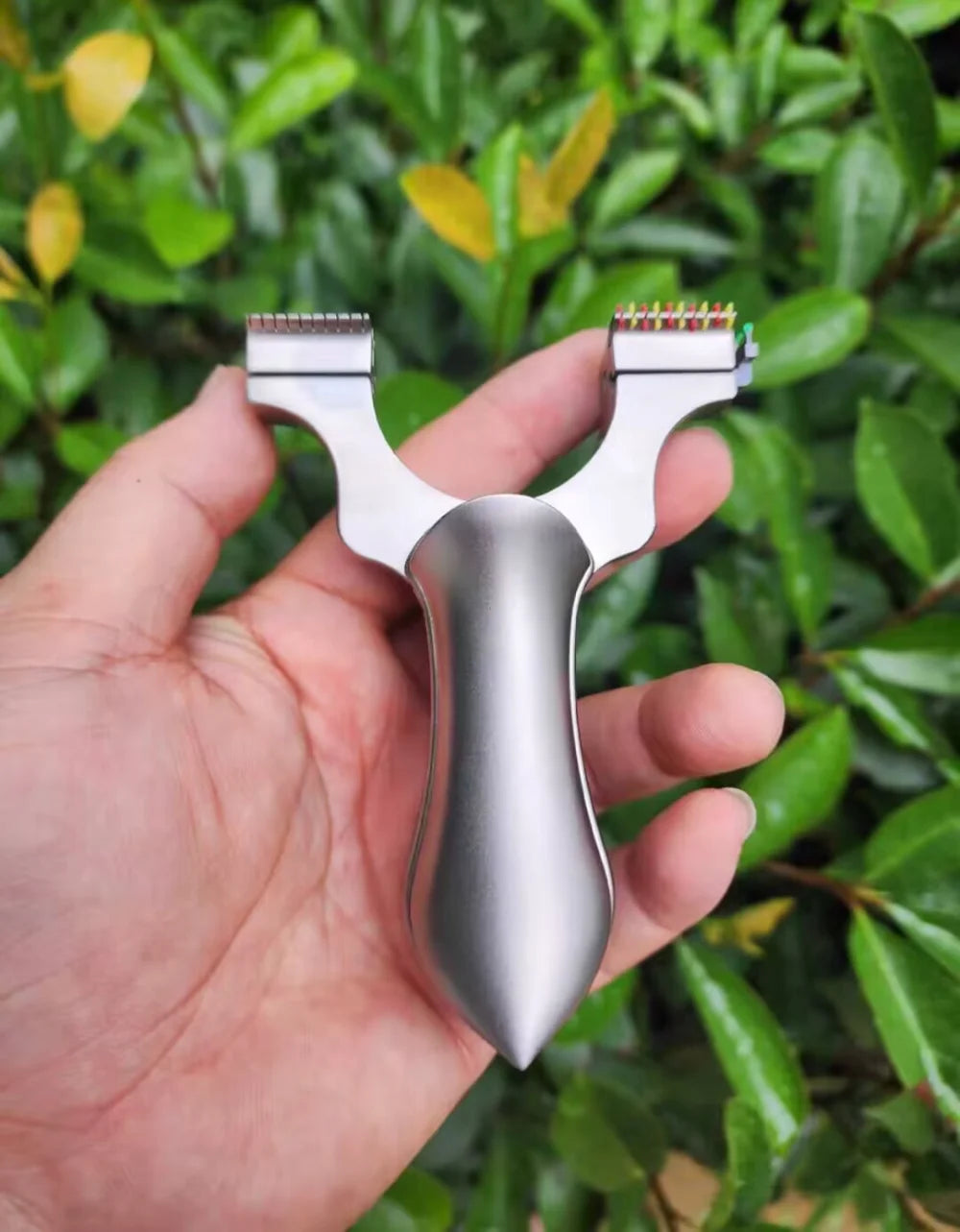 High Quality Titanium Alloy Slingshot Folding Bow Flat Rubber Band Catapult Outdoor Hunting Competition Practice Shoot Hunting