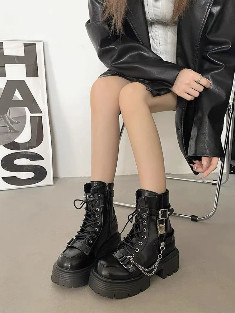 Women's Ankle Boots Fashion Gothic Platform Botas British Short Boot Motorcycle Boots for Women Designer Rivet Punk Boots Botas