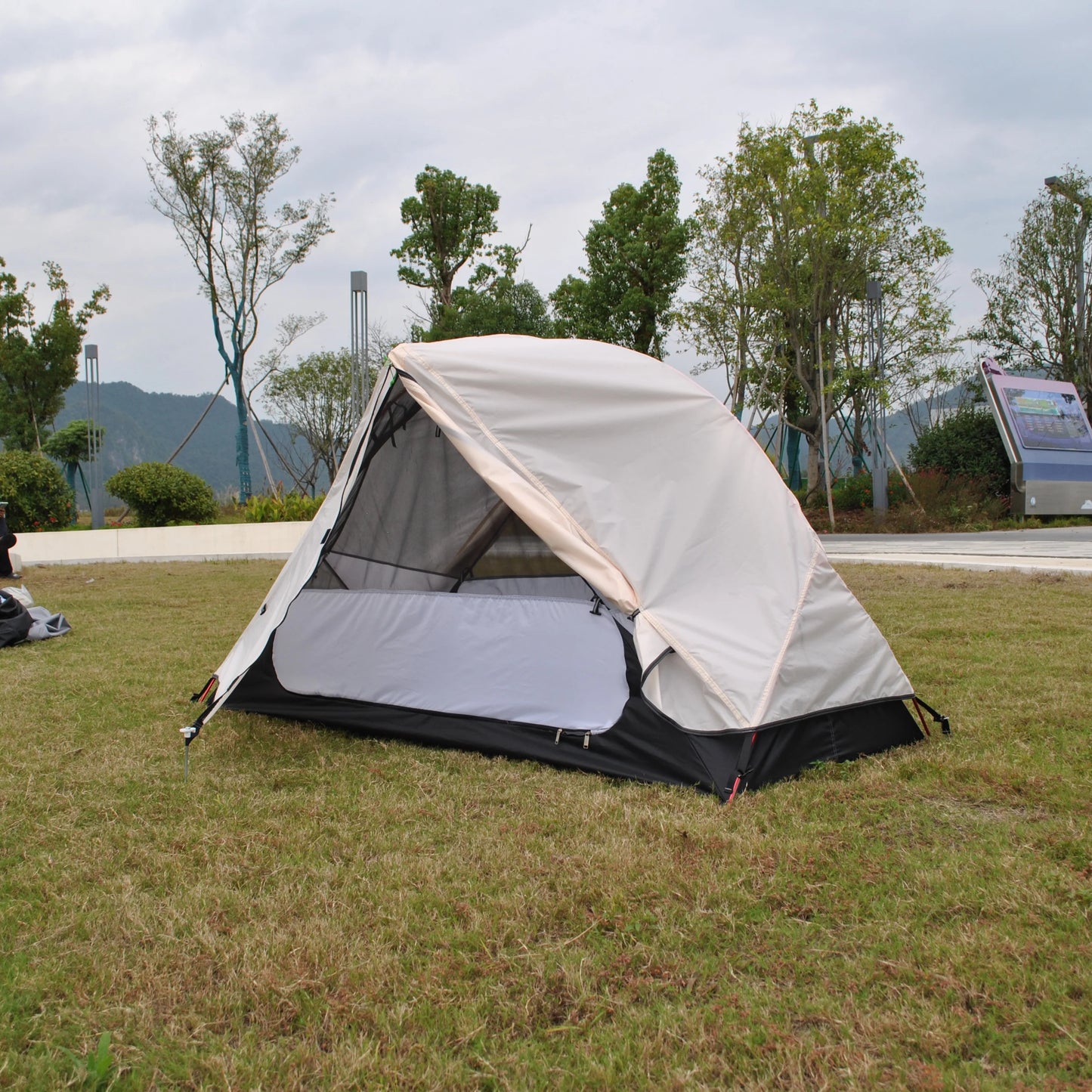 Ultralight Double Layer 1 Person Camping Tent, CZX-217 Waterproof Ultralight 1 Person Backpacking Tent Come with Footprint