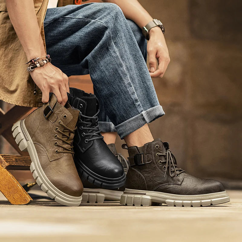 Outdoor Leather Ankle Boots Fashion Lace Up Motorcycle Boots Non-Slip Male Comfortable Botas 2025 New Arrival Men High Top Shoes